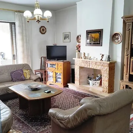 μαρούσι κέντρο μεγάλο 5 λεπτά κοντά Atina