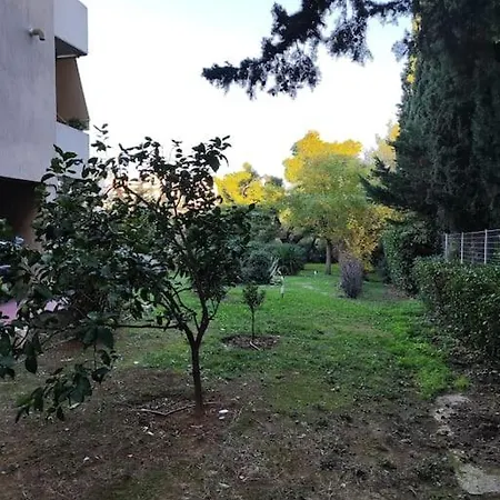Daire μαρούσι κέντρο μεγάλο 5 λεπτά κοντά